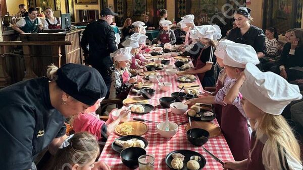 В День народного единства предприятия общественного питания Донецка стали центрами притяжения