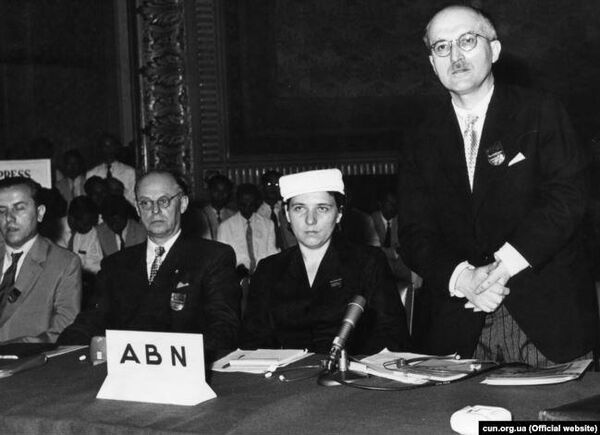 Супруги Стецько на конференции АНБ в Тайбэе, 1955 год (фото из социальных сетей)