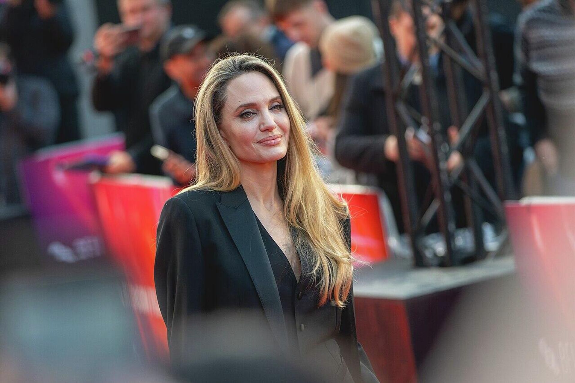 Анджелина Джоли - РИА Новости, 1920, 08.02.2025