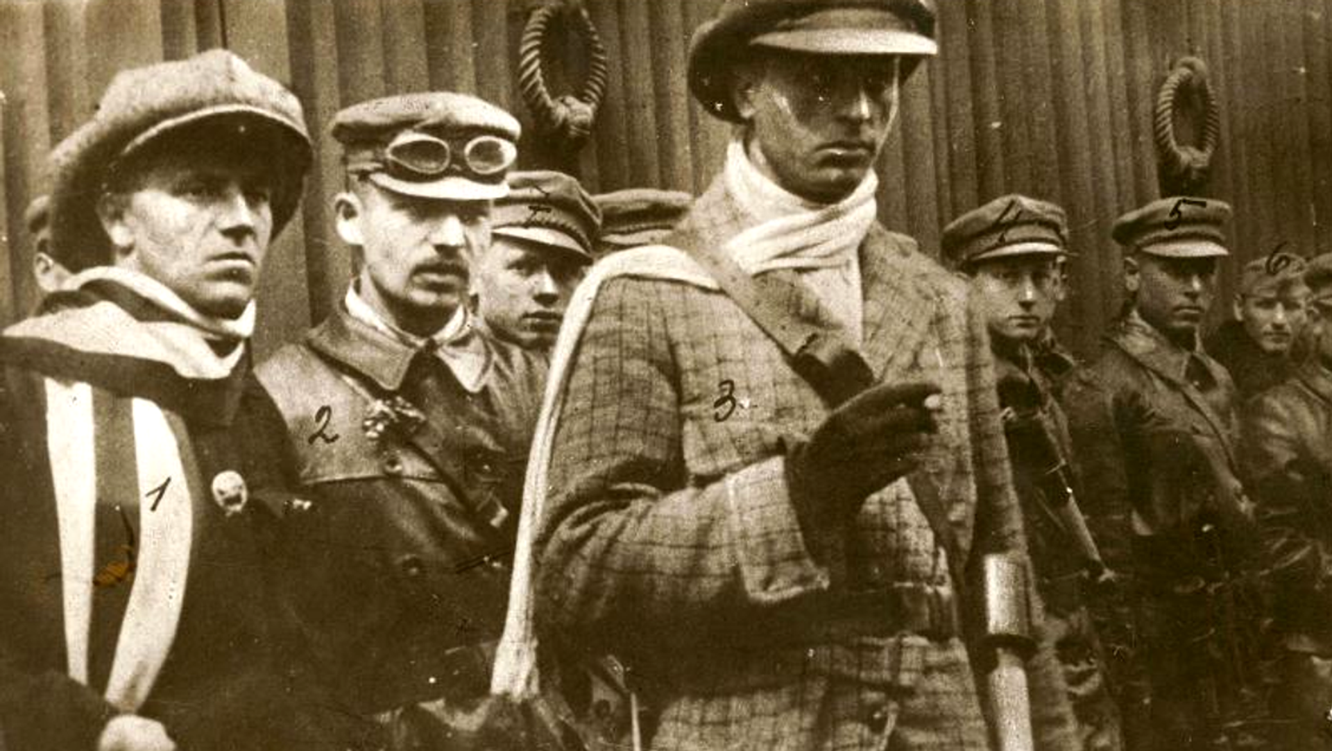   - РИА Новости, 1920, 07.11.2025