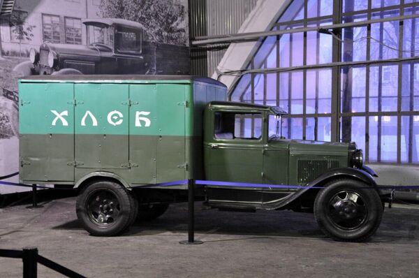 Грузовик, участвовавший в съёмках фильма Место встречи изменить нельзя