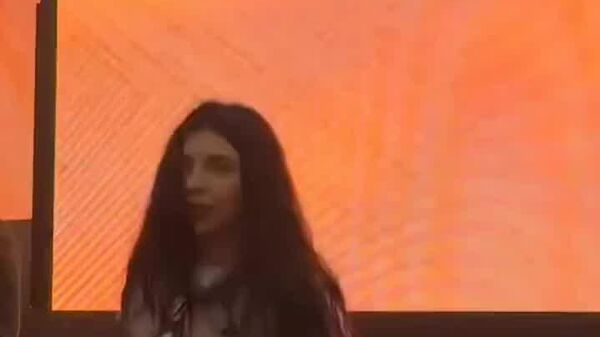 В украинском тик-токе распространяются видео с танцами на дискотеках под песни Михаила Коло