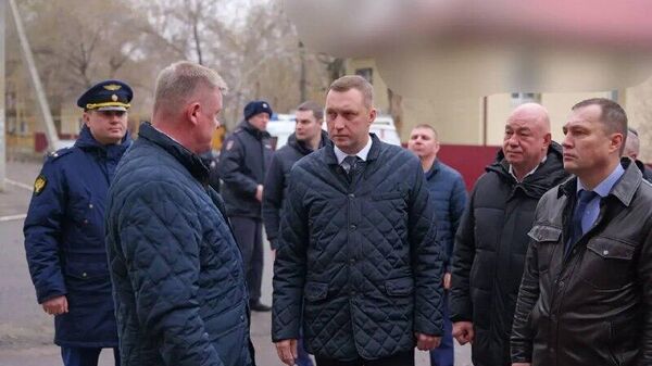 Одна женщина пострадала после атаки беспилотников на Саратов, госпитализация ей не понадобилась, выбиты окна в нескольких жилых домах, сообщил губернатор Роман Бусаргин Одна женщина пострадала после атаки беспилотников на Саратов, госпитализация ей не понадобилась, выбиты окна в нескольких жилых домах, сообщил губернатор Роман Бусаргин