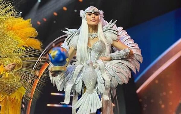 Платье представительницы Украины на конкурсе Мисс Вселенная - 2025 Софии Ткачук. Фото из социальных сетей