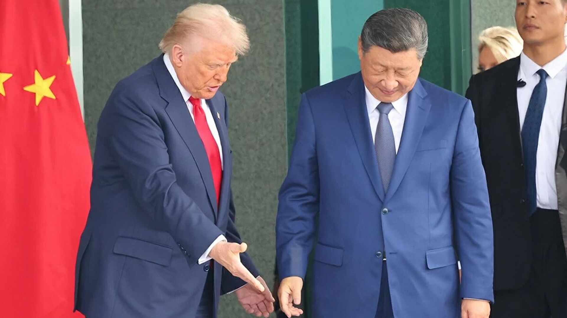 Дональд Трамп и Си Цзиньпин - РИА Новости, 1920, 23.11.2025