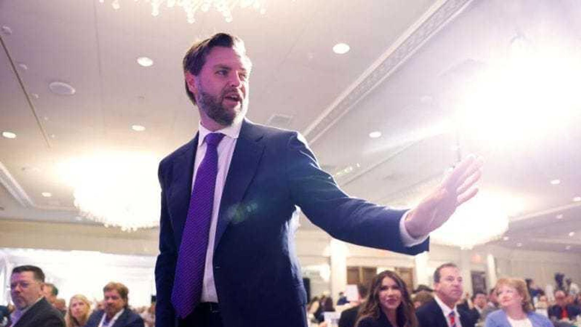    - РИА Новости, 1920, 18.04.2025