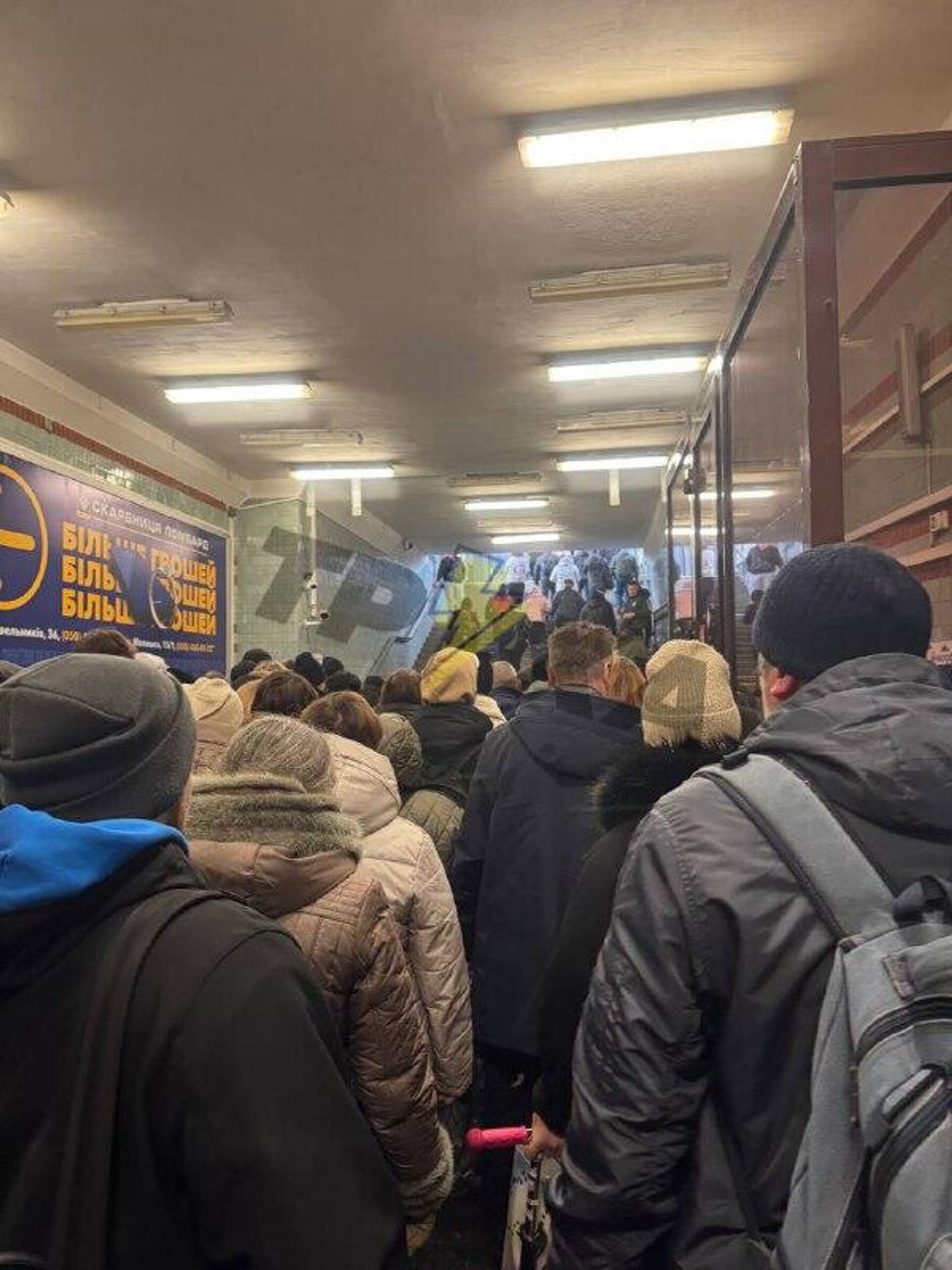 Коллапс в метро Киева прямо сейчас - РИА Новости, 1920, 25.11.2025
