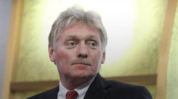 Кремль следит за сообщениями о встрече представителей РФ и США в Абу-Даби, но пока никаких новаций нет, сообщил Песков