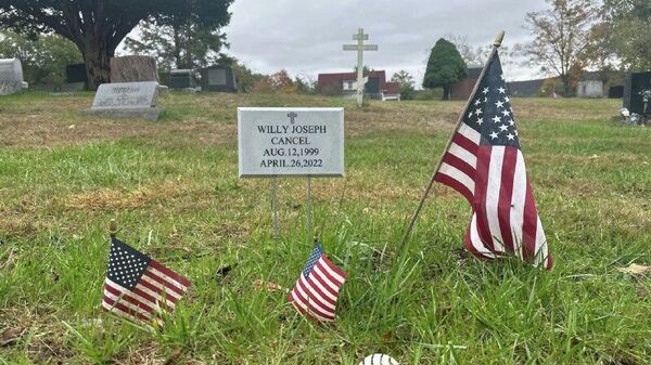 ‼ Пустые могилы воевавших на стороне Украины американских наемников появляются в США из-за невозможности семей получить их тела, — РИА Новости ‼ Пустые могилы воевавших на стороне Украины американских наемников появляются в США из-за невозможности семей получить их тела, — РИА Новости