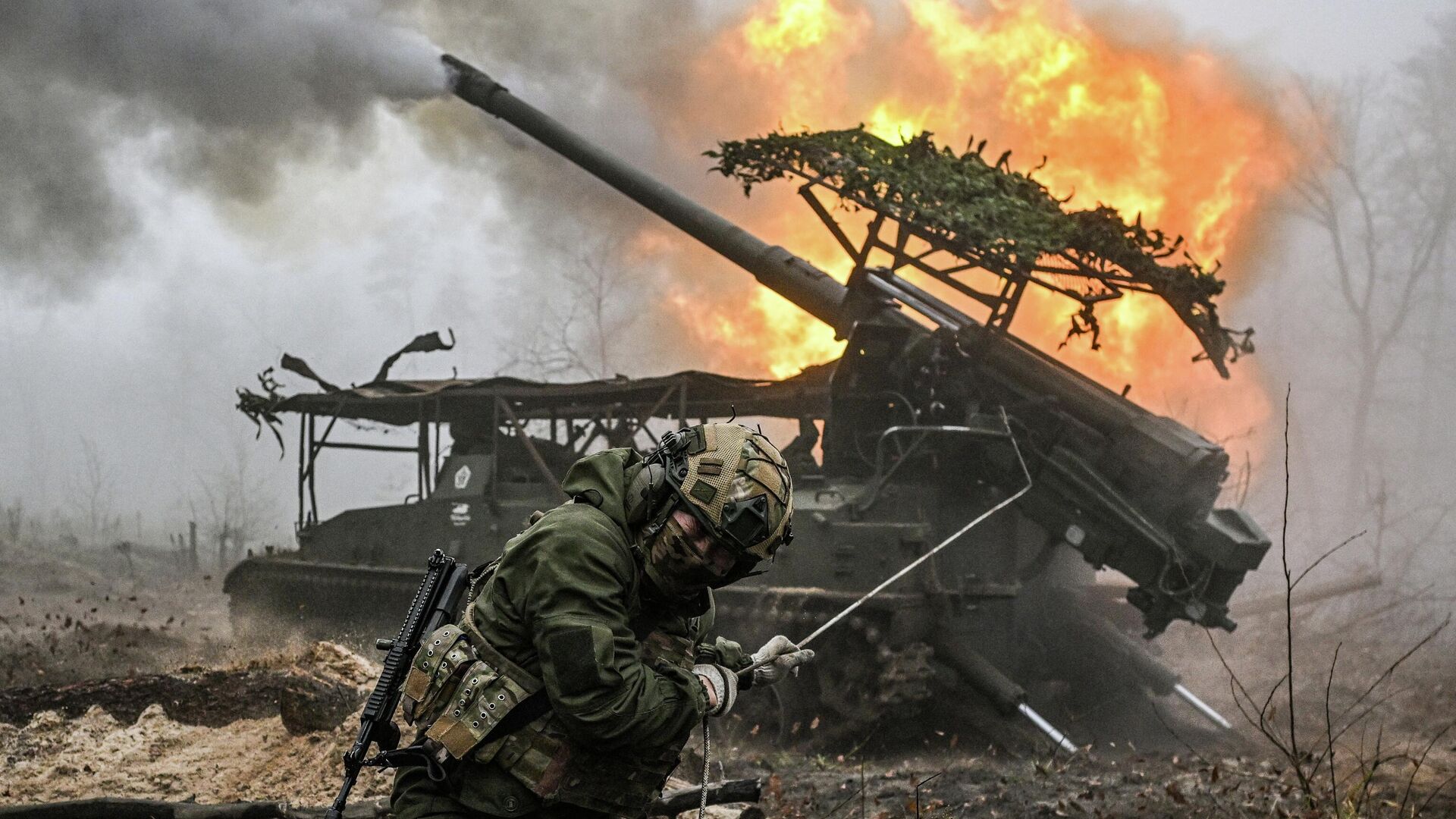 Боевая работа САУ Гиацинт-С 73-й артбригады группировки Запад - РИА Новости, 1920, 04.12.2025