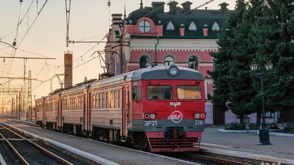 В ДНР увеличили количество пригородных ж/д маршрутов и готовят запуск поездов в Ростовскую область В ДНР увеличили количество пригородных ж/д маршрутов и готовят запуск поездов в Ростовскую область