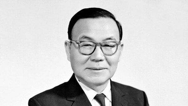 Второй президент Южной Кореи Юн Бо Сон Второй президент Южной Кореи Юн Бо Сон