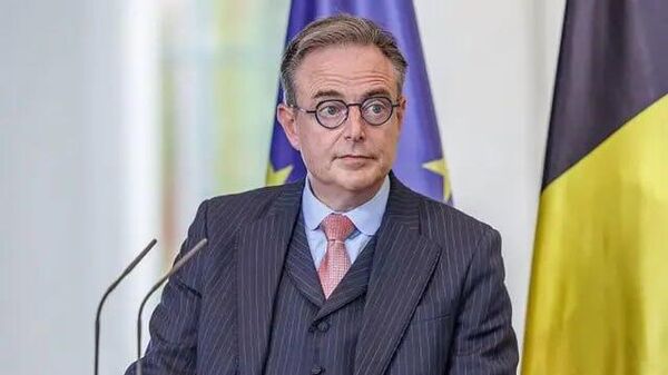 ‼ Премьер Бельгии Барт де Вевер назвал «воровством» предложение Еврокомиссии конфисковать замороженные активы России для передачи этих средств Украине ‼ Премьер Бельгии Барт де Вевер назвал «воровством» предложение Еврокомиссии конфисковать замороженные активы России для передачи этих средств Украине