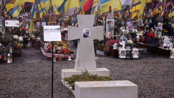 На Лычаковском кладбище во Львове будут голосовать за могилы