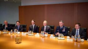 Переговоры по украинскому урегулированию при участии Стива Уиткоффа, Джареда Кушнера и Владимира Зеленского в Берлине Переговоры по украинскому урегулированию при участии Стива Уиткоффа, Джареда Кушнера и Владимира Зеленского в Берлине