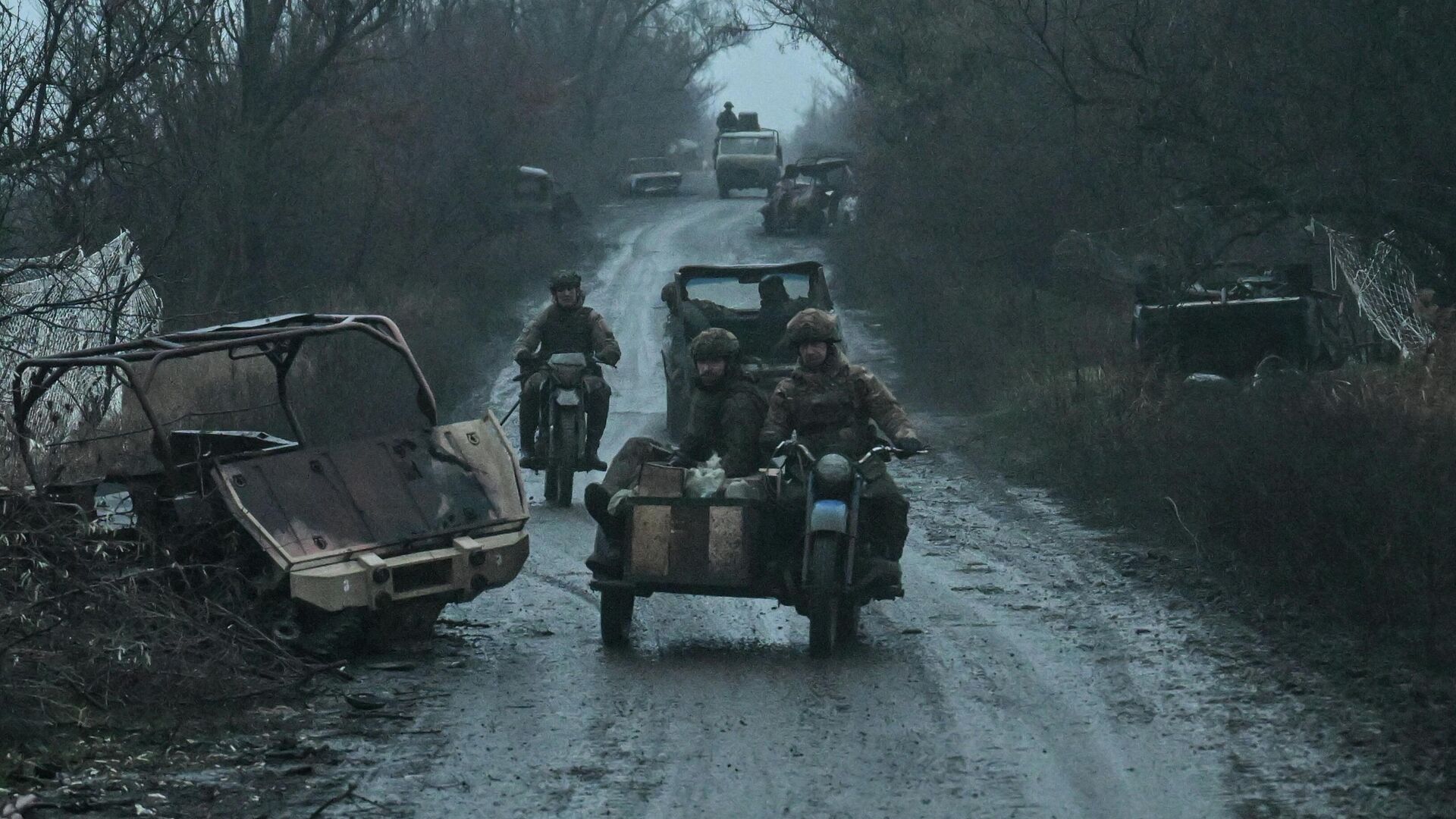 Фронтовые дороги СВО Фронтовые дороги СВО - РИА Новости, 1920, 16.12.2025