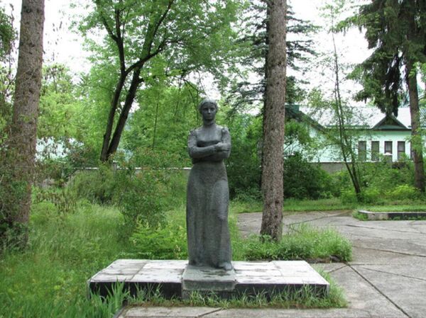 Могила Марко Вовчок в Нальчике