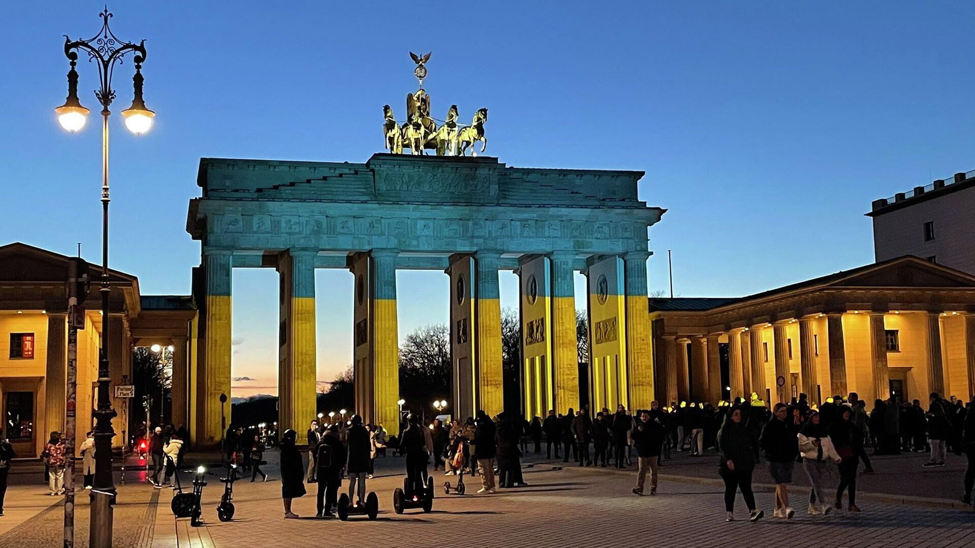 Бранденбургские ворота - РИА Новости, 1920, 21.12.2025