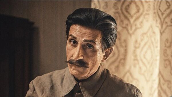 Хроники русской революции. Тимофей Окроев в роли Иосифа Сталина