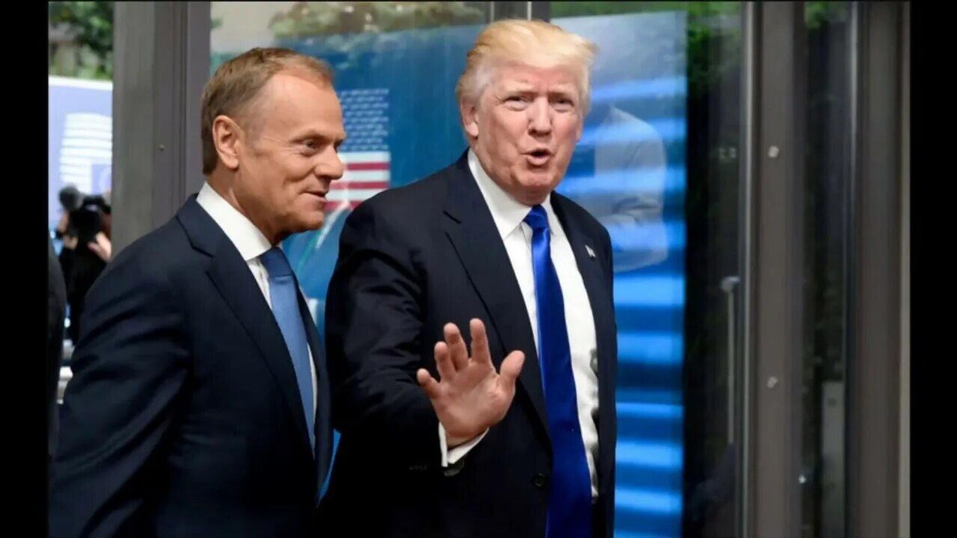 Два Дональда - Туск и Трамп - РИА Новости, 1920, 22.12.2025