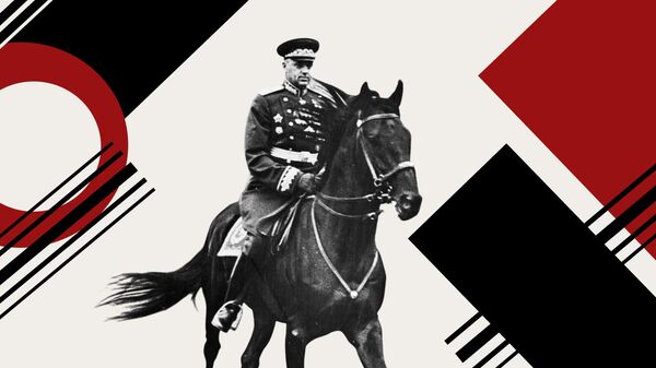 Командующий Парадом Победы маршал Константин Рокоссовский на жеребце Полюсе. 24 июня 1945 года