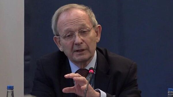 Экс-сотрудник MI6 назвал ошибочным мнение ЕС об ослаблении России