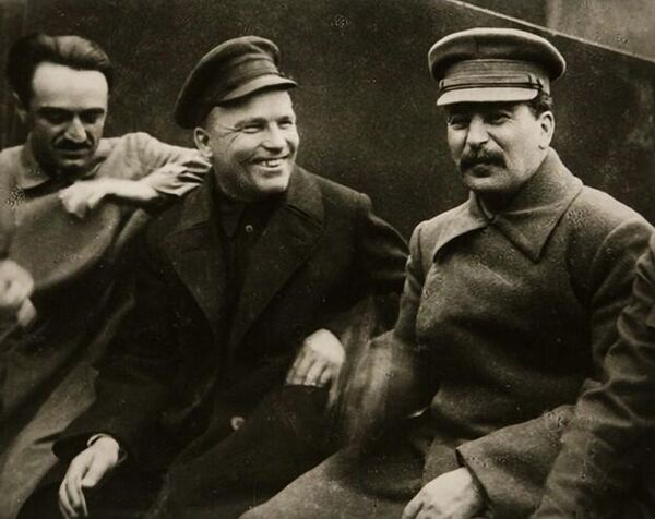Анастас Микоян, Сергей Киров, Иосиф Сталин. 1932 год
