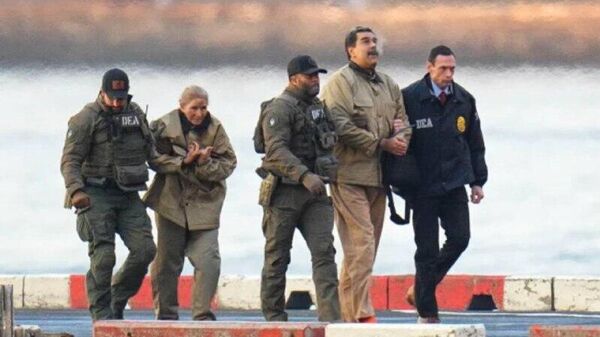 Мадуро и его жена получили травмы головы во время операции США по их задержанию, сообщает NBC News