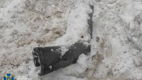 СБУ показала обломки, предположительно, боевых блоков Орешника прилетевших по Львовской области