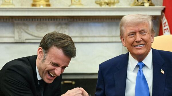 Трамп и Макрон