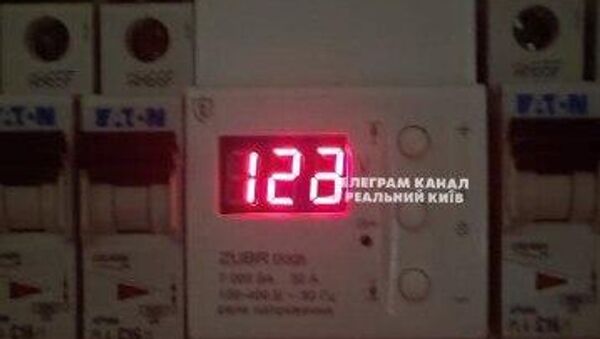 В Киеве остановлена работа систем водоснабжения, теплоснабжения, электротранспорта, сообщает КГГА