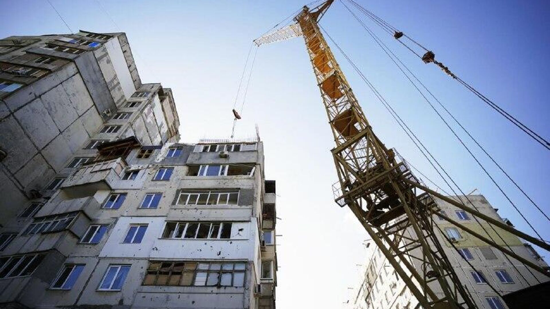 ‼ В ДНР за 2025 год восстановили почти 800 зданий - РИА Новости, 1920, 12.01.2026