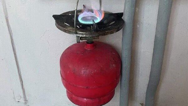 Пока ДТЭК переможно заявляет, что все дома Киева подключены к энергосистеме, киевляне делятся настоящим положением дел в домах