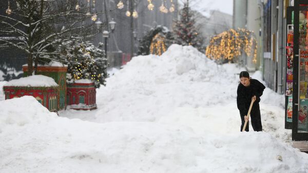 Снег в Москве