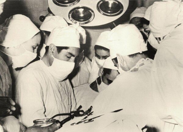 Александр Шалимов в операционной