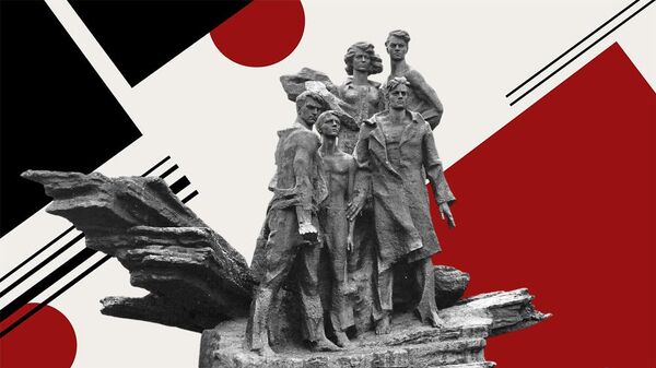 Мемориальный комплекс Слава в городе Ровеньки Луганской области