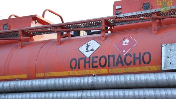 МЧС России доставлено дизельное топливо для работы генераторов, обеспечивающих электроэнергией домовладения местных жителей, пекарню и другие социальные объекты на освобождённой территории Харьковской области