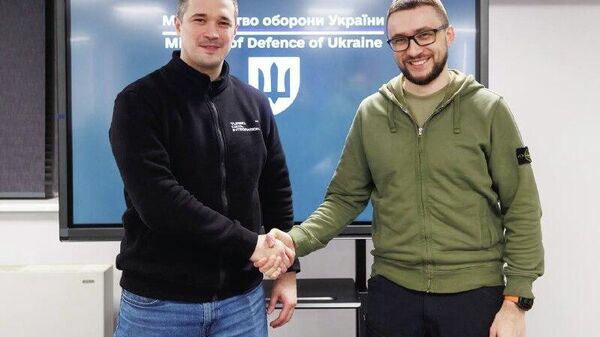 ‼ Новый глава Минобороны Украины подтянул на работу нацистов