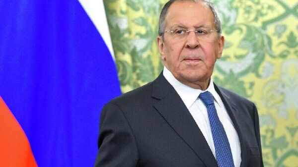 Зеленскому не нужен мир на Украине, он будет означать конец его карьеры, заявил глава МИД РФ Сергей Лавров в интервью RT