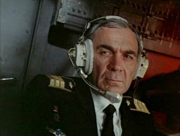 Владимир Заманский в фильме Размах крыльев