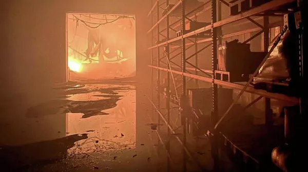 пожар в Киевской области (склад Рошен)