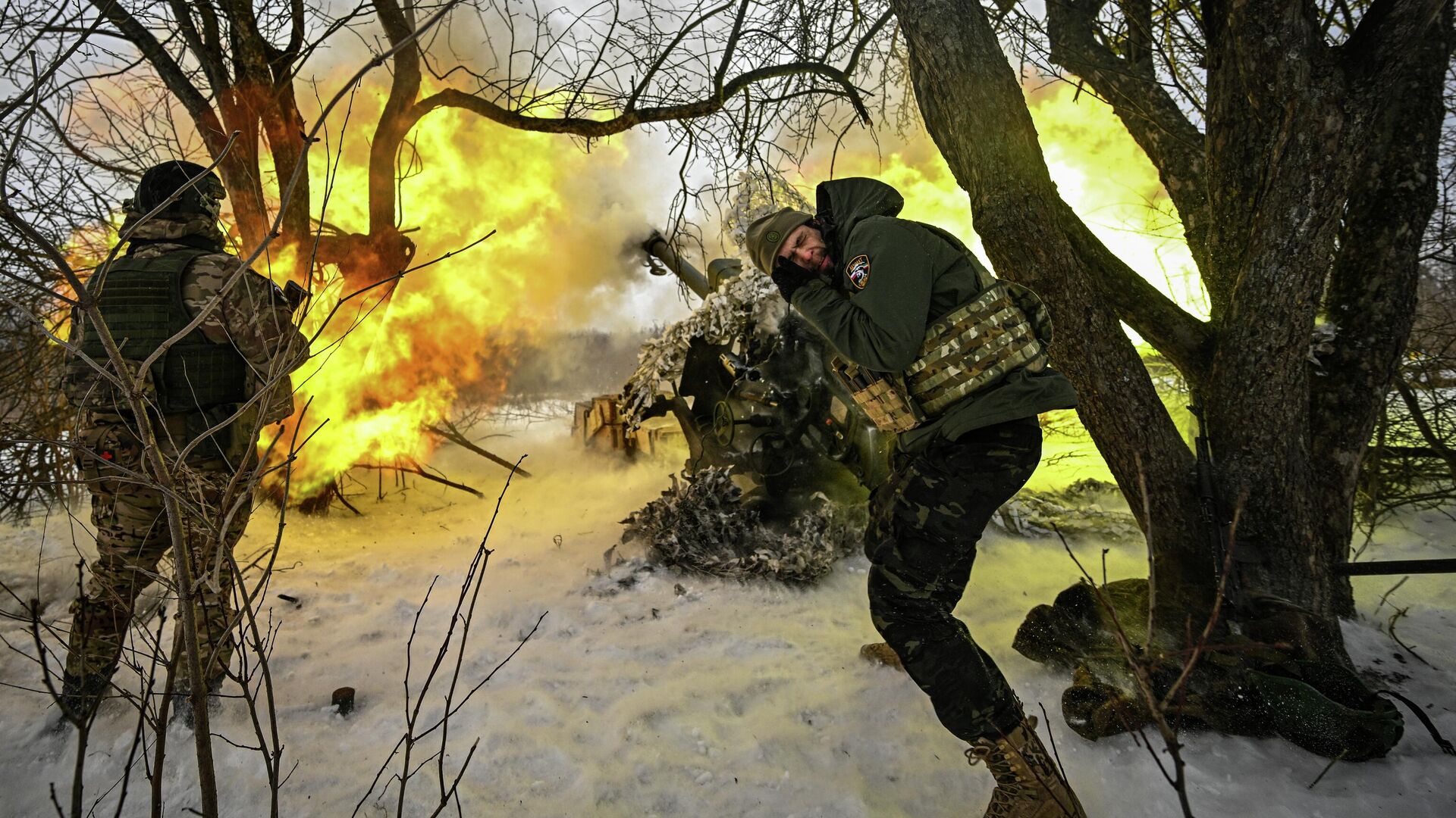 Боевая работа расчета гаубицы Д-30 спецназа Ахмат на Сумском направлении - РИА Новости, 1920, 09.02.2026