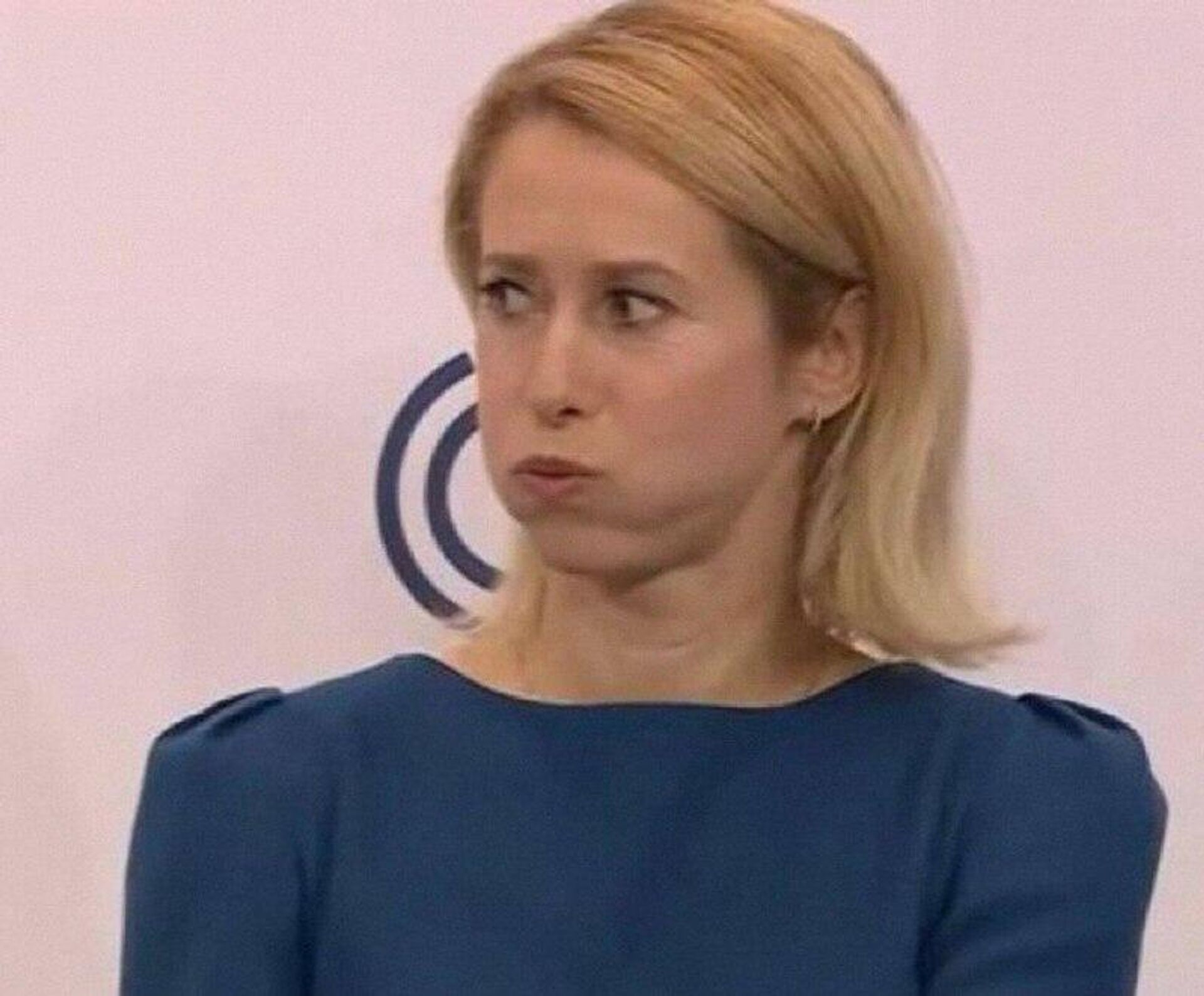 ‼ Вирусное фото Каллас, сделанное на Мюнхенской конференции, издание Politico охарактеризовало как пример «худшего покерфейса» - РИА Новости, 1920, 20.02.2026