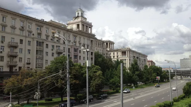 © commons.wikimedia.org / Сергей Алексеев От застывшей музыки к ожившей мечте. Русское зодчество как часть русской цивилизации