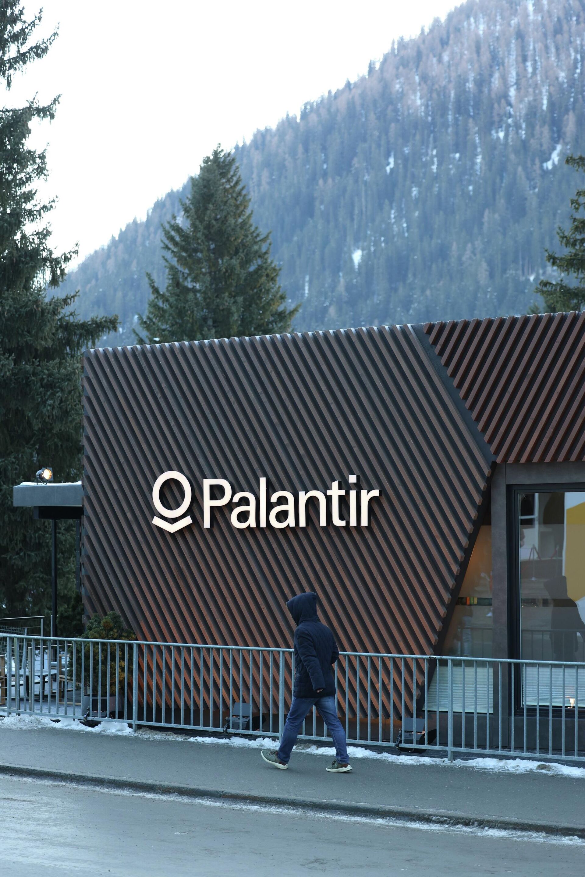 Павильон Palantir в Давосе - РИА Новости, 1920, 27.04.2026