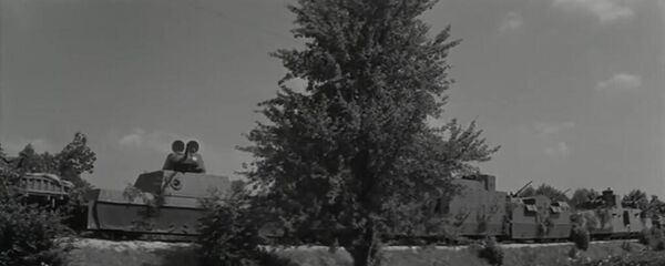 Крепость на колесах. Кадр из фильма