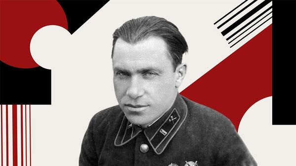 Илья Старинов