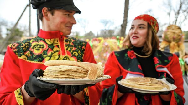 Празднование Масленицы в России