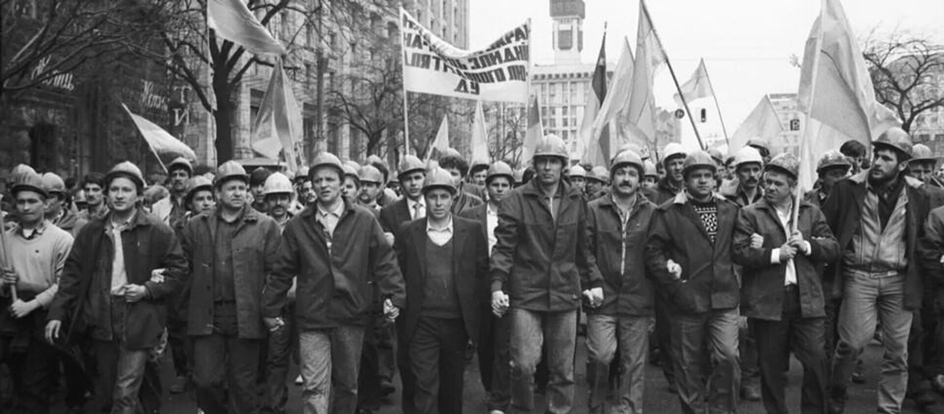 Демонстрация шахтеров в Киеве, 16 апреля 1991 года - РИА Новости, 1920, 27.02.2026