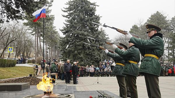 Празднование Дня защитника Отечества в городах России